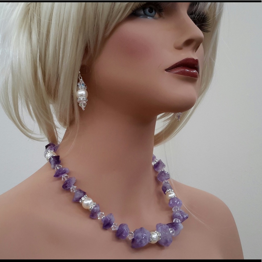 NWT Amethyst and Swarovski Pearls Necklace Set